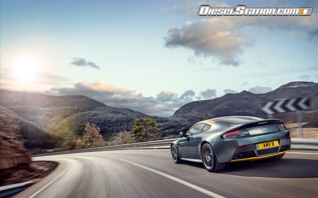 Aston Martin V8 Vantage N430 2015 Widescreen Picture #18 Aston Martin V8 Vantage N430 2015 Widescreen Picture #18